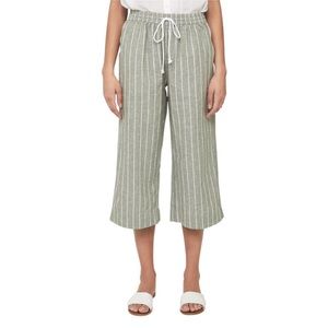SOLD NWT Green Linen Blend Crop Pants Large